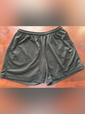 Nike Black Men's Athletic Mesh Shorts with Drawstring size XXL